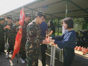 军训吃瓜比赛,吃瓜比赛欢乐多